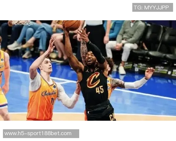 骑士内线强势终结助力进攻火力全开展现出色团队配合